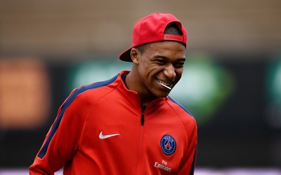 广发体育快讯-关键时刻